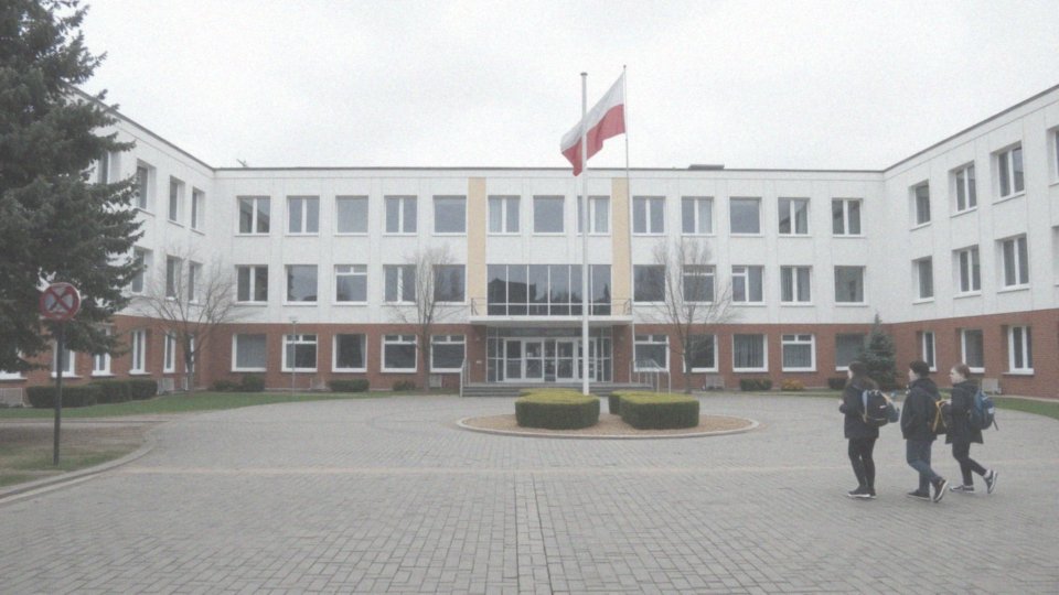 Ile szkół w Polsce prowadzi klasy mundurowe?