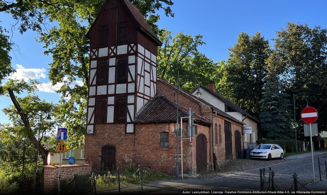 Remont dachu zabytkowej kamienicy przy ul. Sadowej dzięki dofinansowaniu